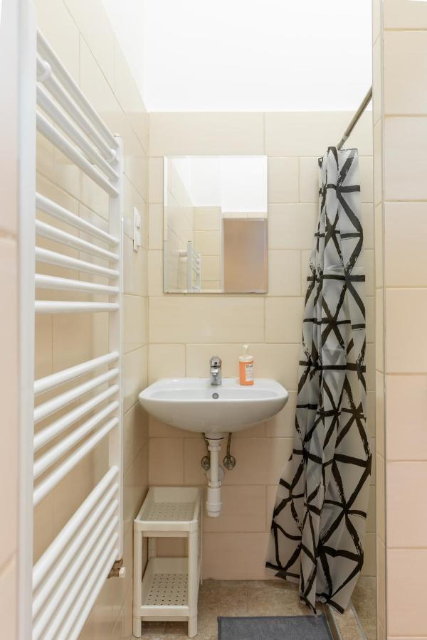 Nepszinhaz 16 Tiny Studios Budapest Ngoại thất bức ảnh